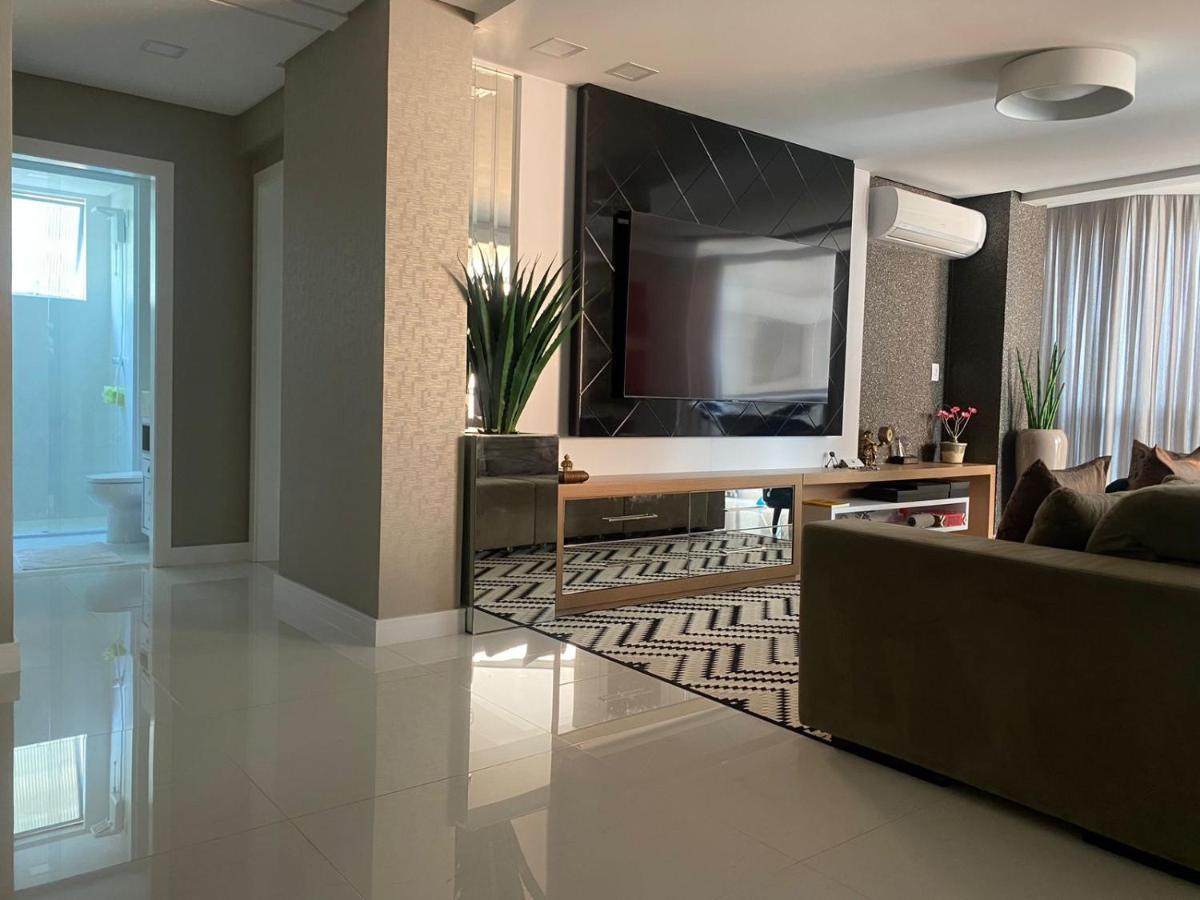 Apartamento Beira Mar Com Excelente Localizacao Balneario Camboriu