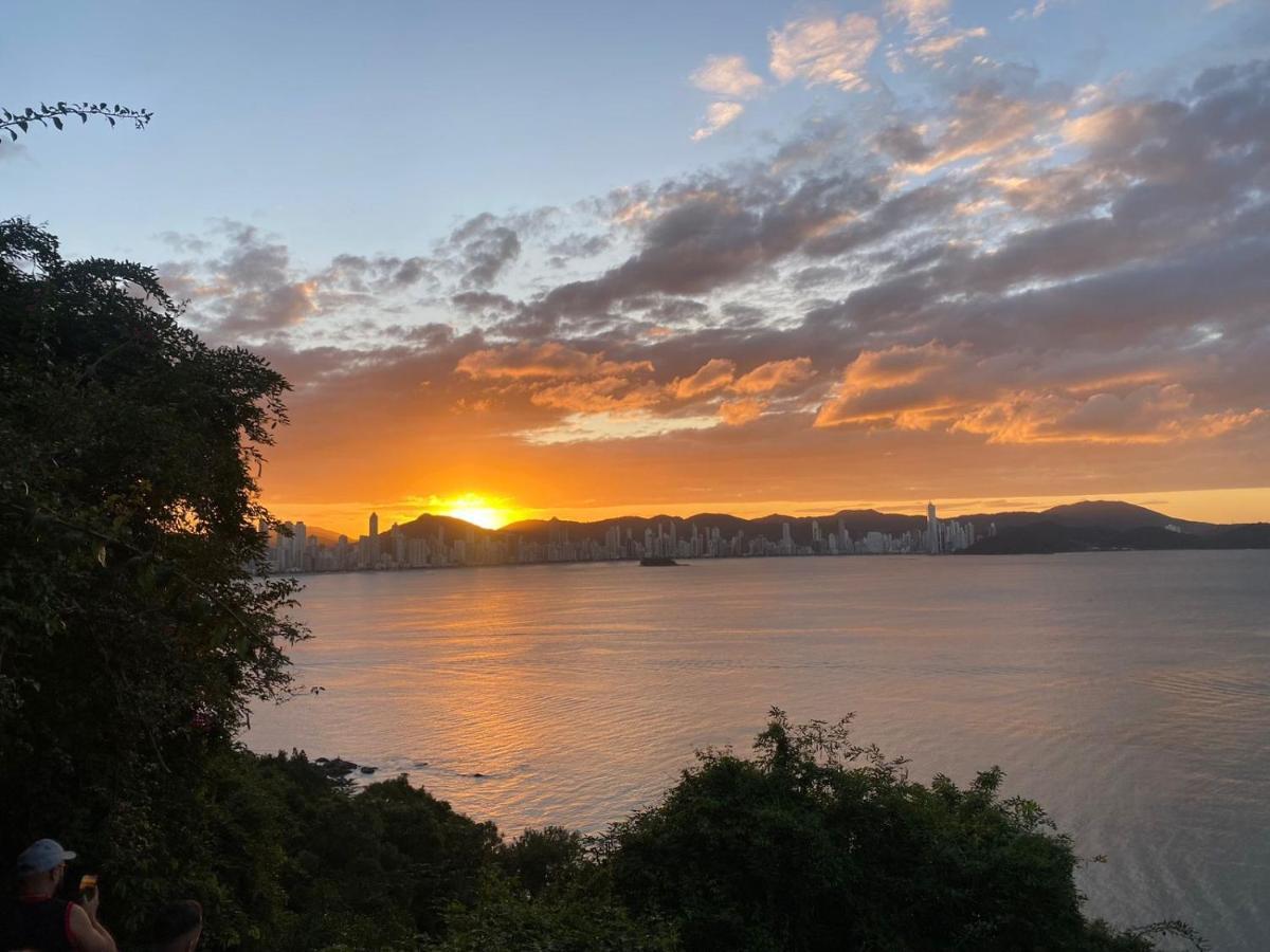 Beira Mar Com Excelente Localizacao Balneario Camboriu