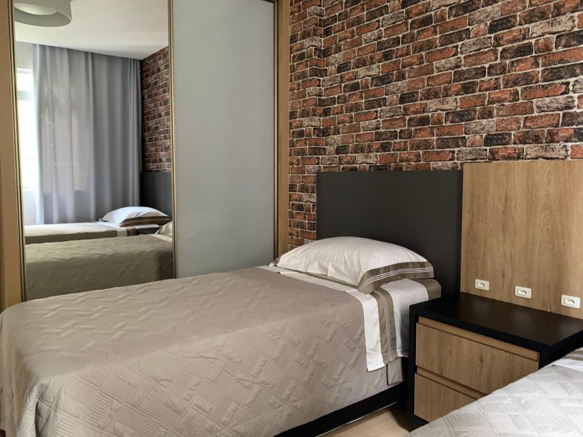 Beira Mar Com Excelente Localizacao Apartamento *