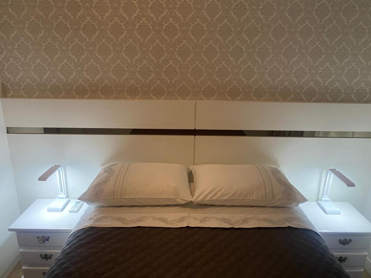 Apartamento Beira Mar Com Excelente Localizacao
