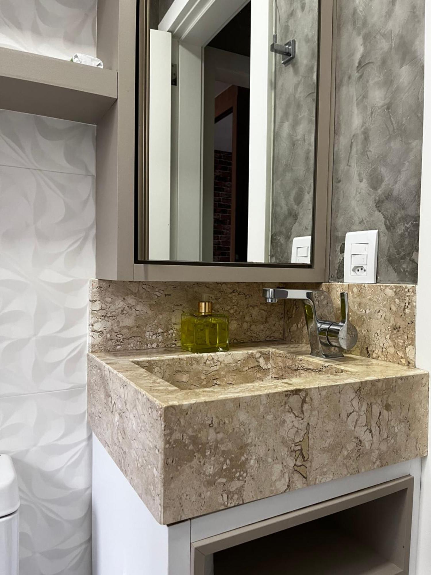 Beira Mar Com Excelente Localizacao Apartamento *